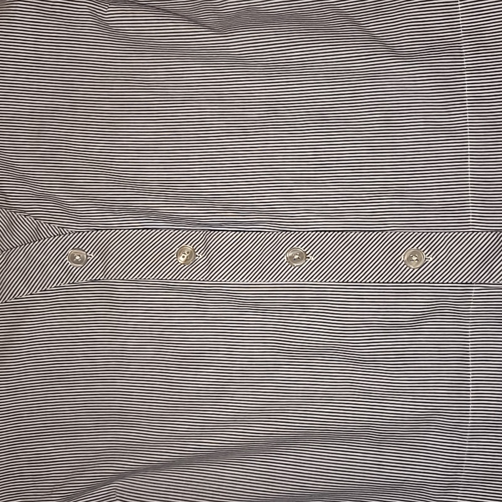 Talbots Pin Stripe Cotton Button Back 3/4 sleeve with Rounded Hem - Picture 4 of 6